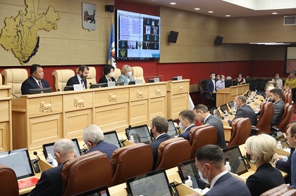 Проект областного бюджета и стратегию социально-экономического развития рассмотрят депутаты сегодня на сессии